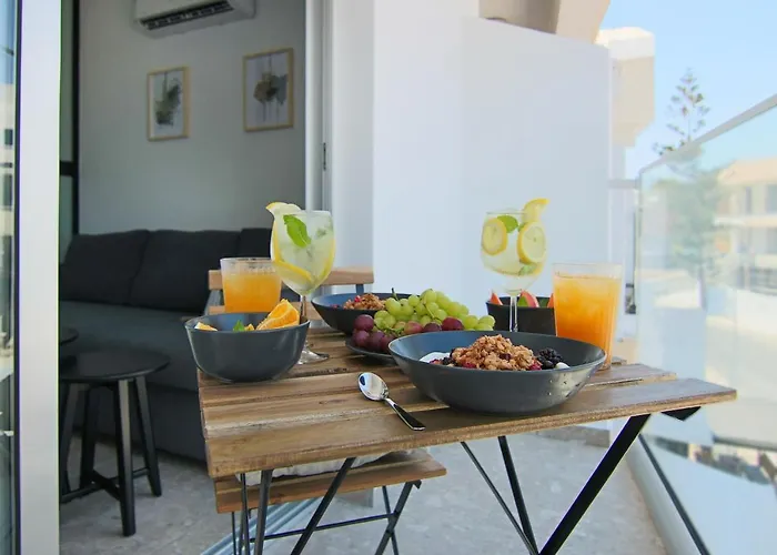 Phaedrus Living Seaside Luxury Flat Athina 113 Paphos